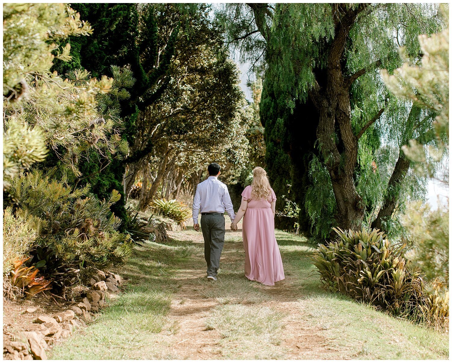 Couples Photo Session at Kula Lavender Farm_0004.jpg