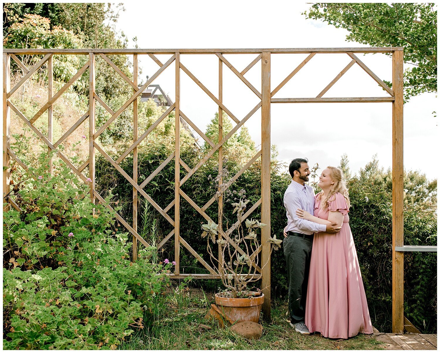 Couples Photo Session at Kula Lavender Farm_0024.jpg