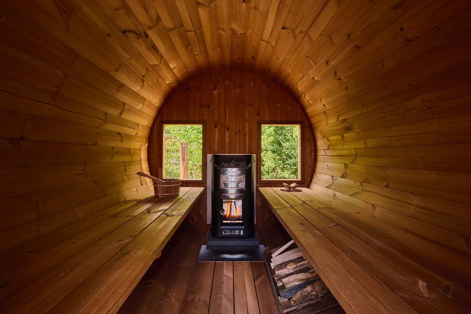 Wellnez-atelier-barrelsauna-hottub (1).JPG