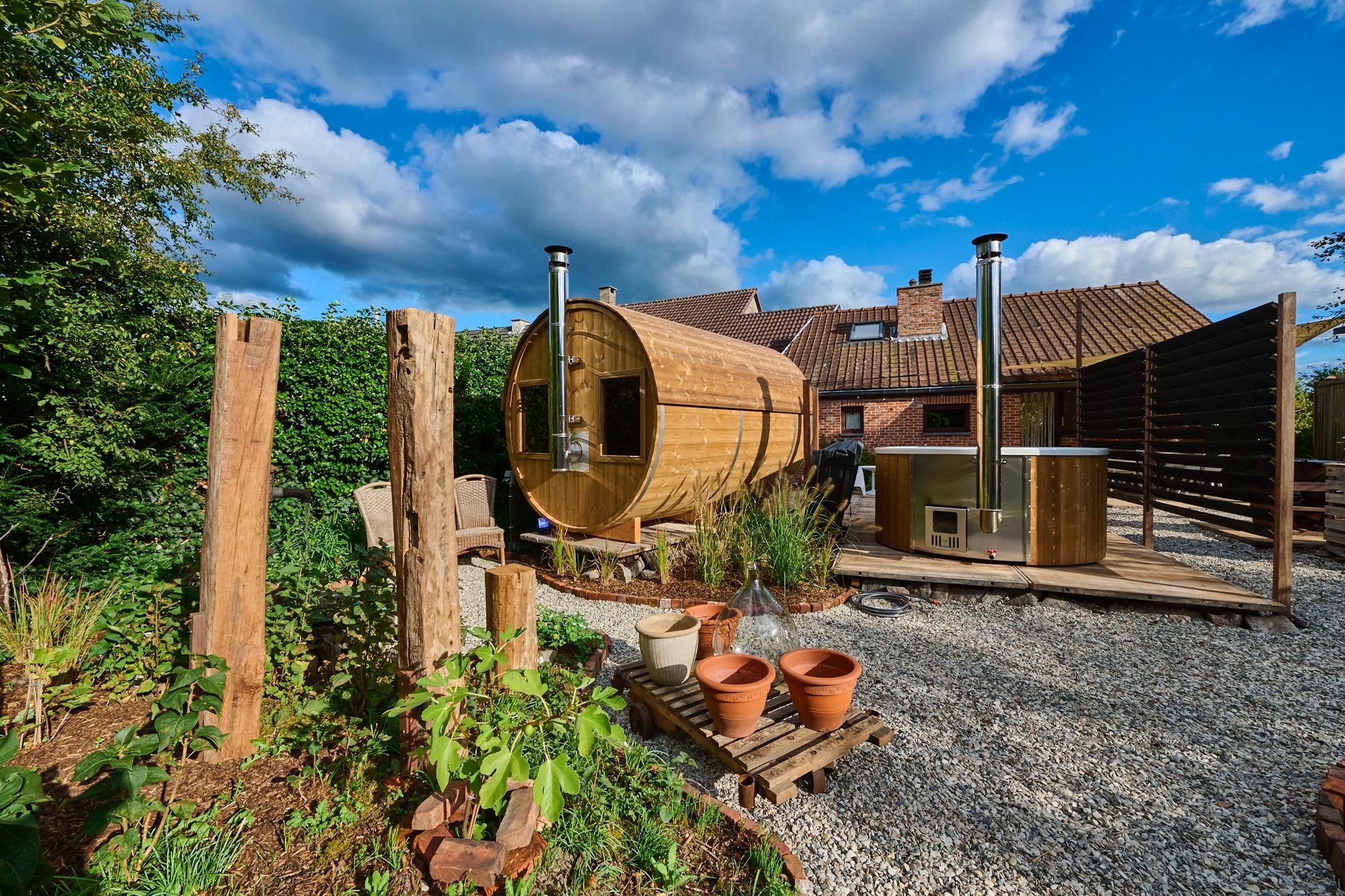 Wellnez-atelier-barrelsauna-hottub (2).JPG