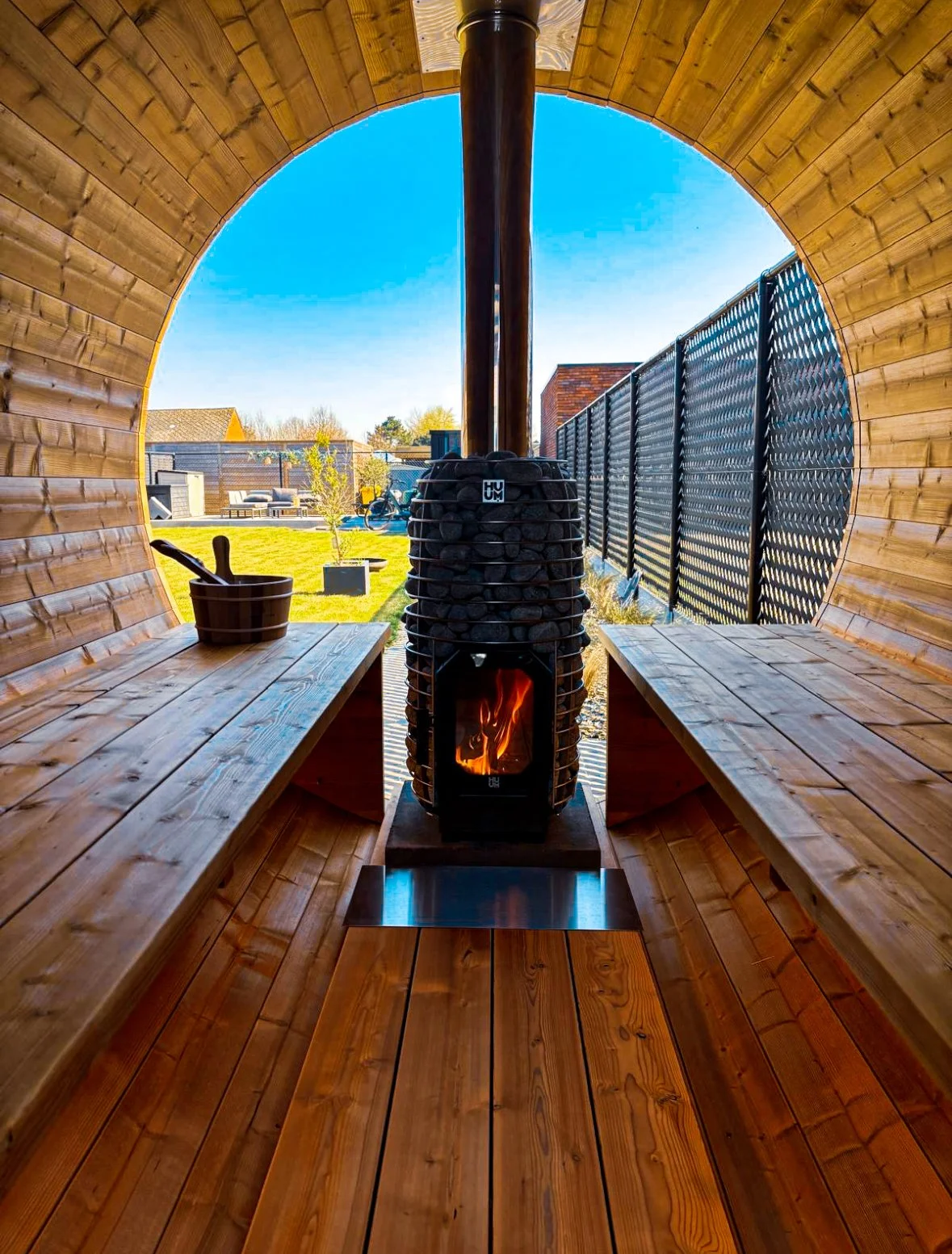 Wellnez-Atelier-barrelsauna-thermowood (7).jpg