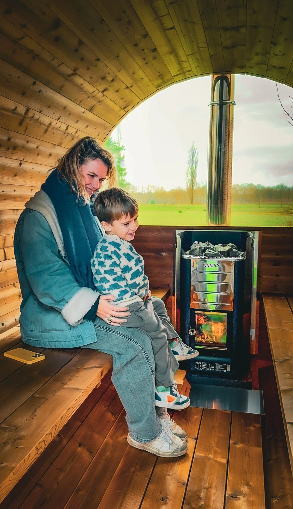 Wellnez-atelier-barrelsauna-eva-tuytelaers-kristof-hoefkens (6).jpg