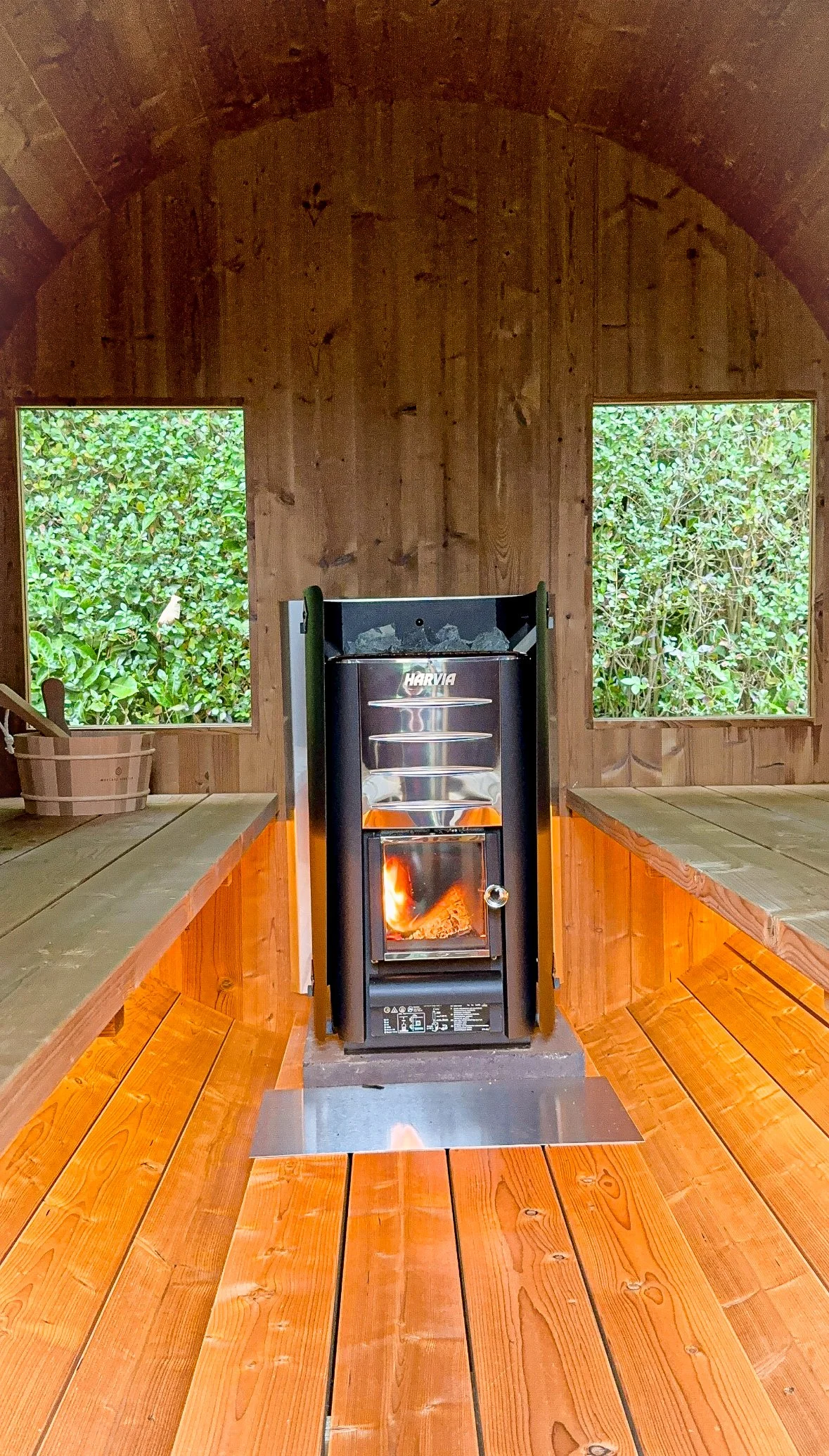 Barrelsauna op maat in Keerbergen gebouwd door Wellnez Atelier