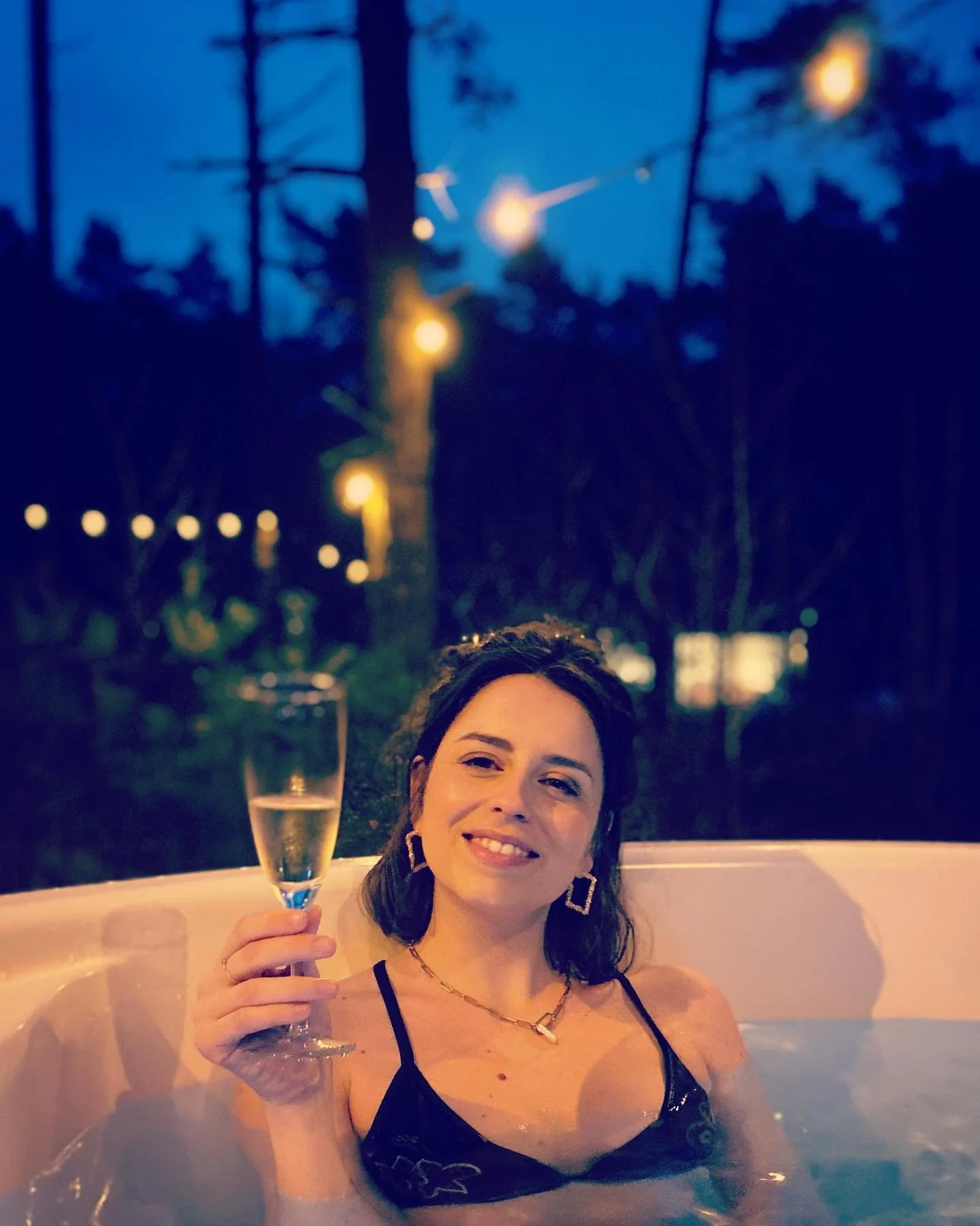 Wellnez-Atelier-Hottub-knuscabine-Lynvandenbroeck-bv.jpg