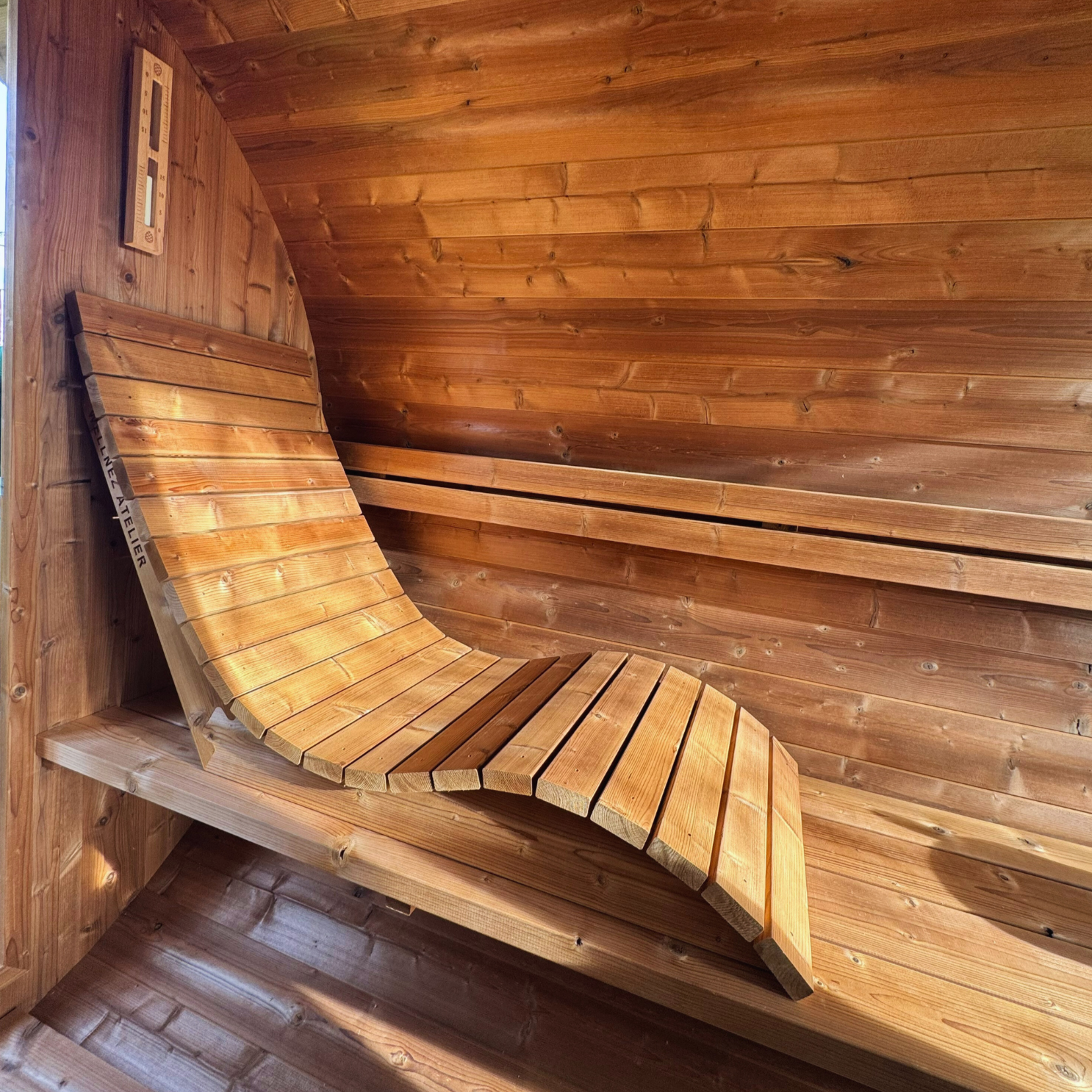 Wellnez-atelier-barrelsauna-ergonomische-zitten