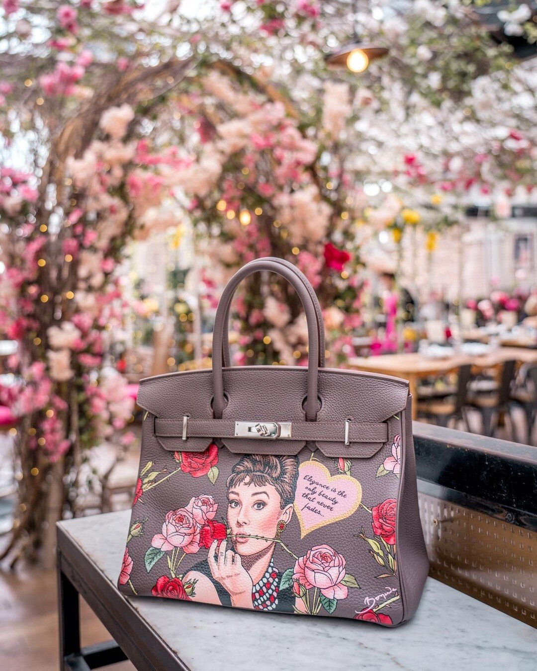 Here is a beautiful piece we created back in 2019 for @ofleatherandlace

A classic Boyarde Diva portrait, designed with pink and red roses that compliments Tina&rsquo;s lovely personality and style ❤️💖 Which diva would you like Boyarde to paint next