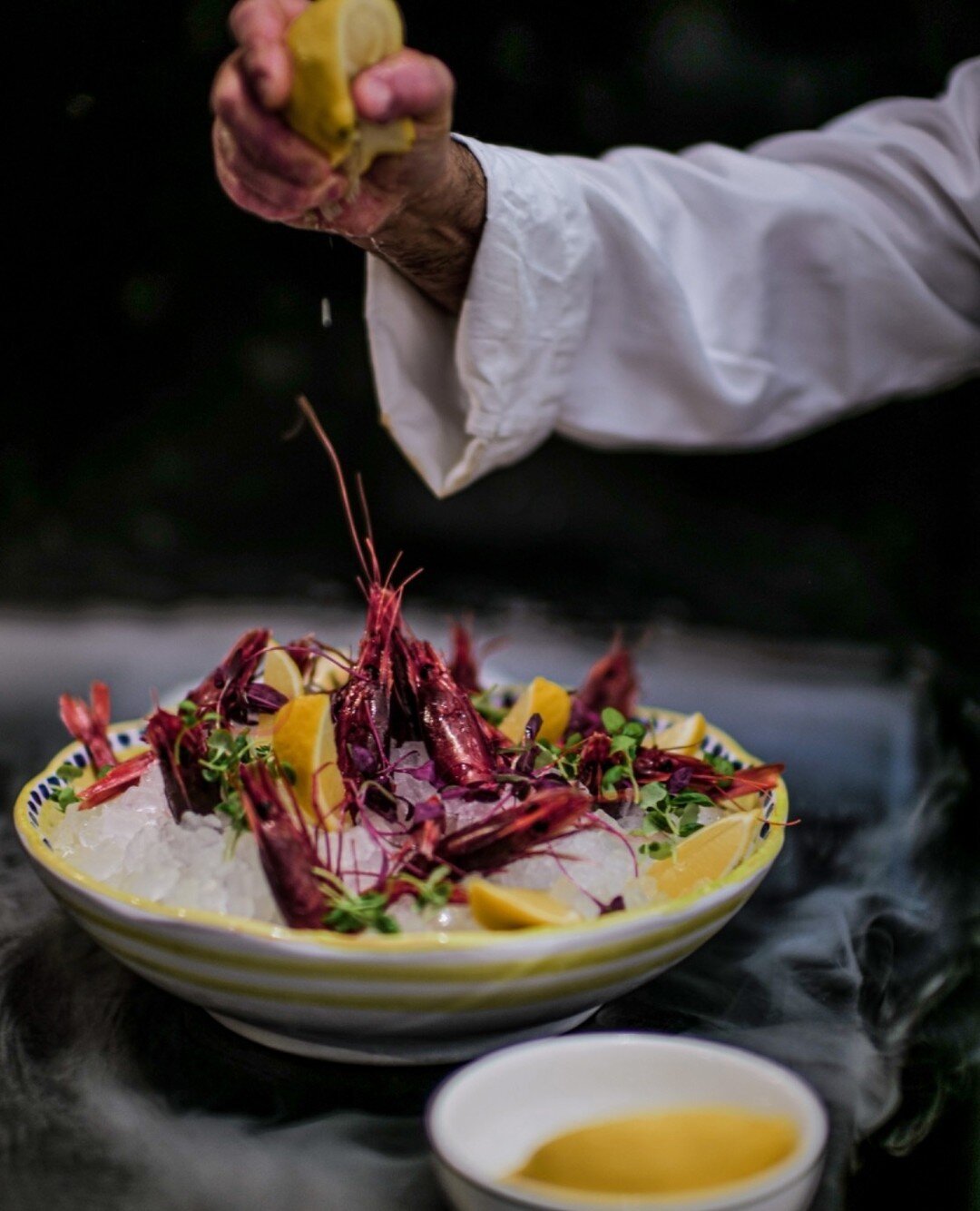 In this heat we are craving for something light.  How about  the Scarlet Prawn Crudo straight from our seafood market in Italian restaurant? So fresh and delicious. ⁠
⁠
📸 @listatse88 ⁠
@baldoamodio_celebritychef⁠
#Novikov # Novikovrestaurant #noviko