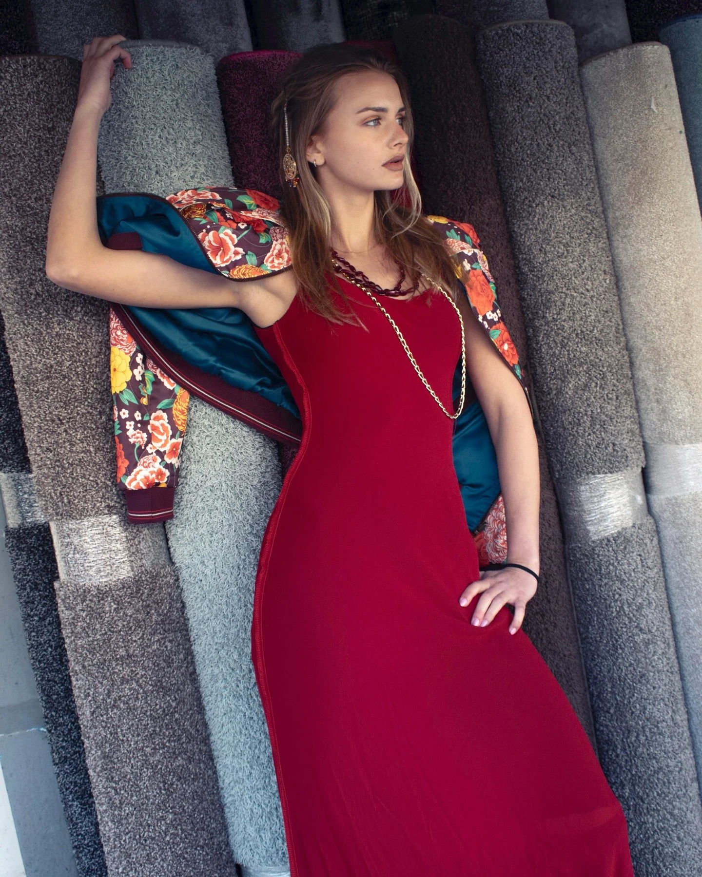 The colours of a bohemian

Model @marleen.bleuel 
Make-up @brushedbymarghe 

Concept, direction, styling, hair &amp; photography @storyland.of.stars