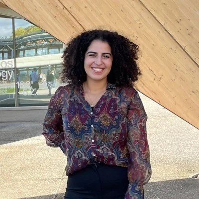 Lina wave fellow.jpeg