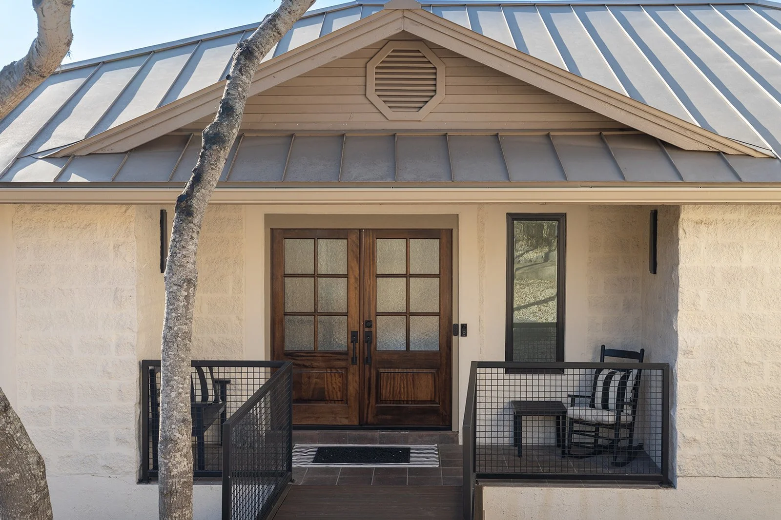 They Loved the Lake House… But Hated the Way It Functioned