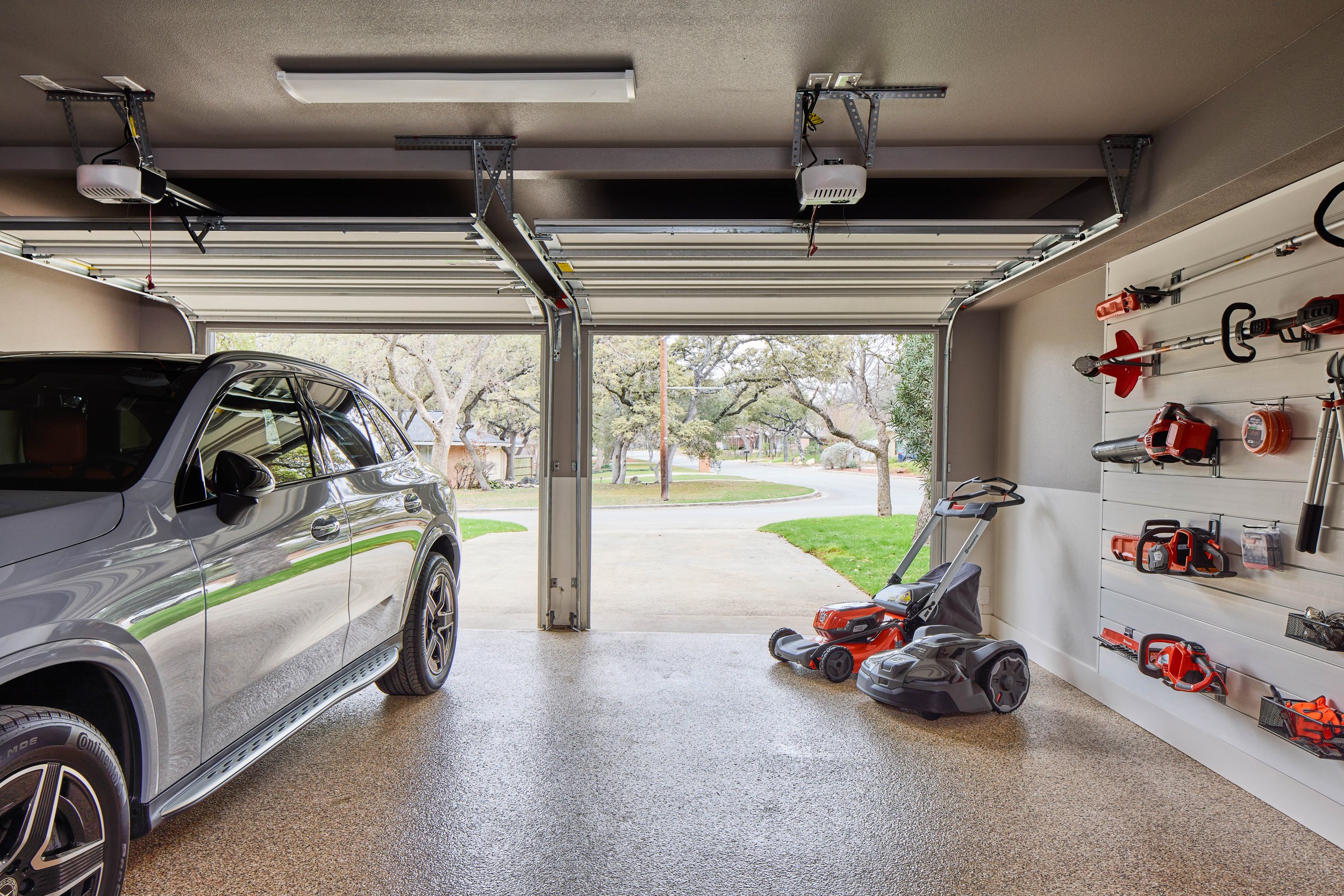 HGTV Smart Home 2025 Garage.jpg
