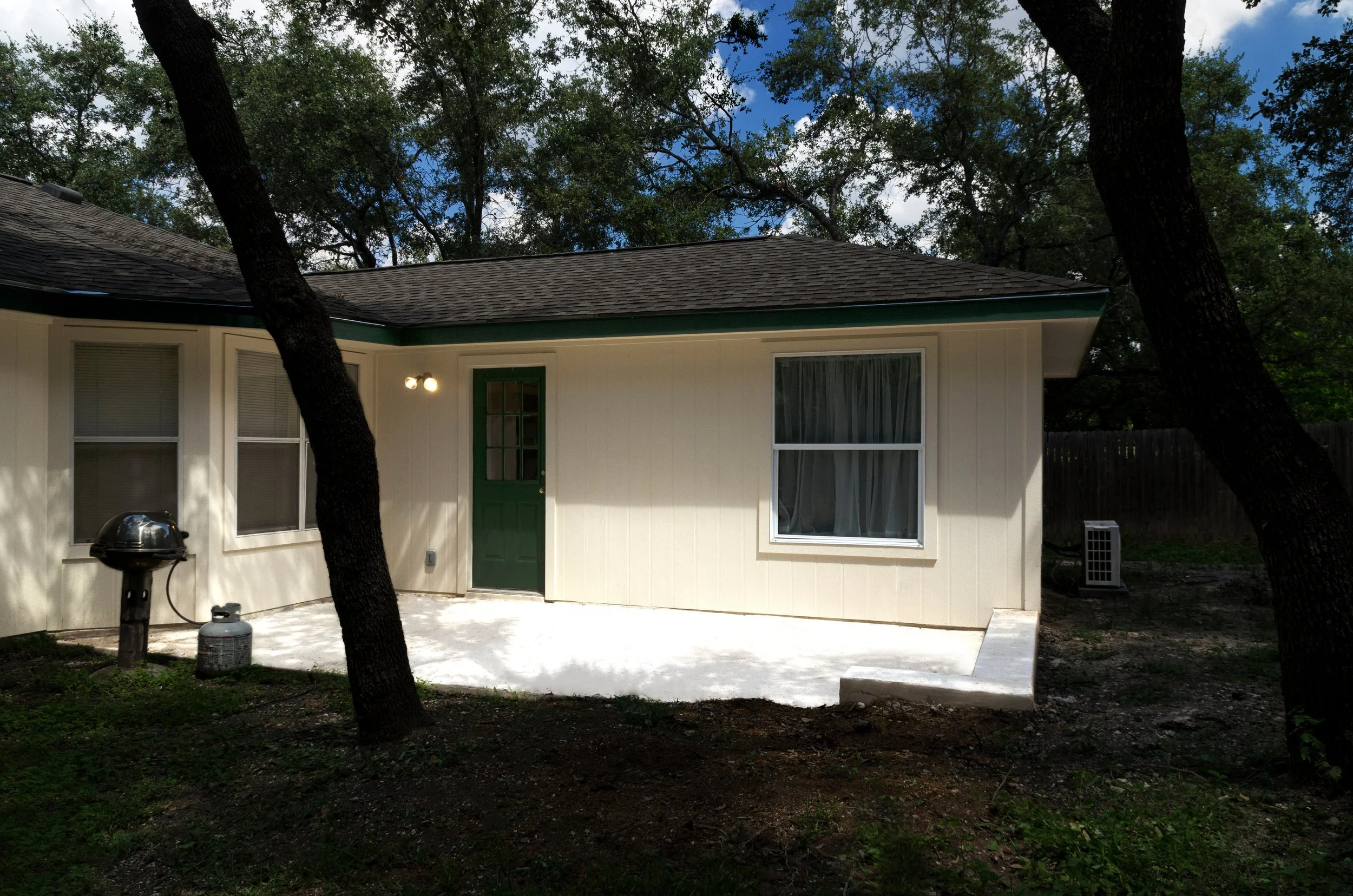 Barrera exteriors_0012_HiRes.jpg