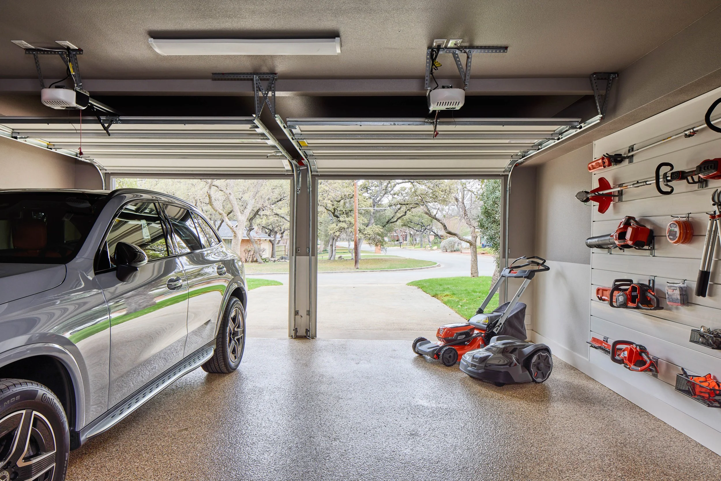 HGTV Smart Home 2025 Garage.jpg