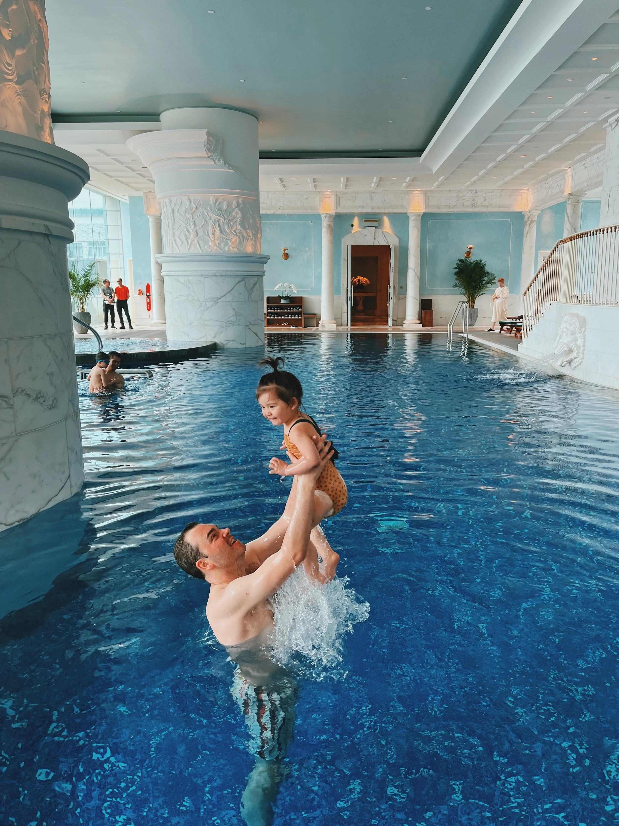 The Peninsula Hong Kong swimming pool