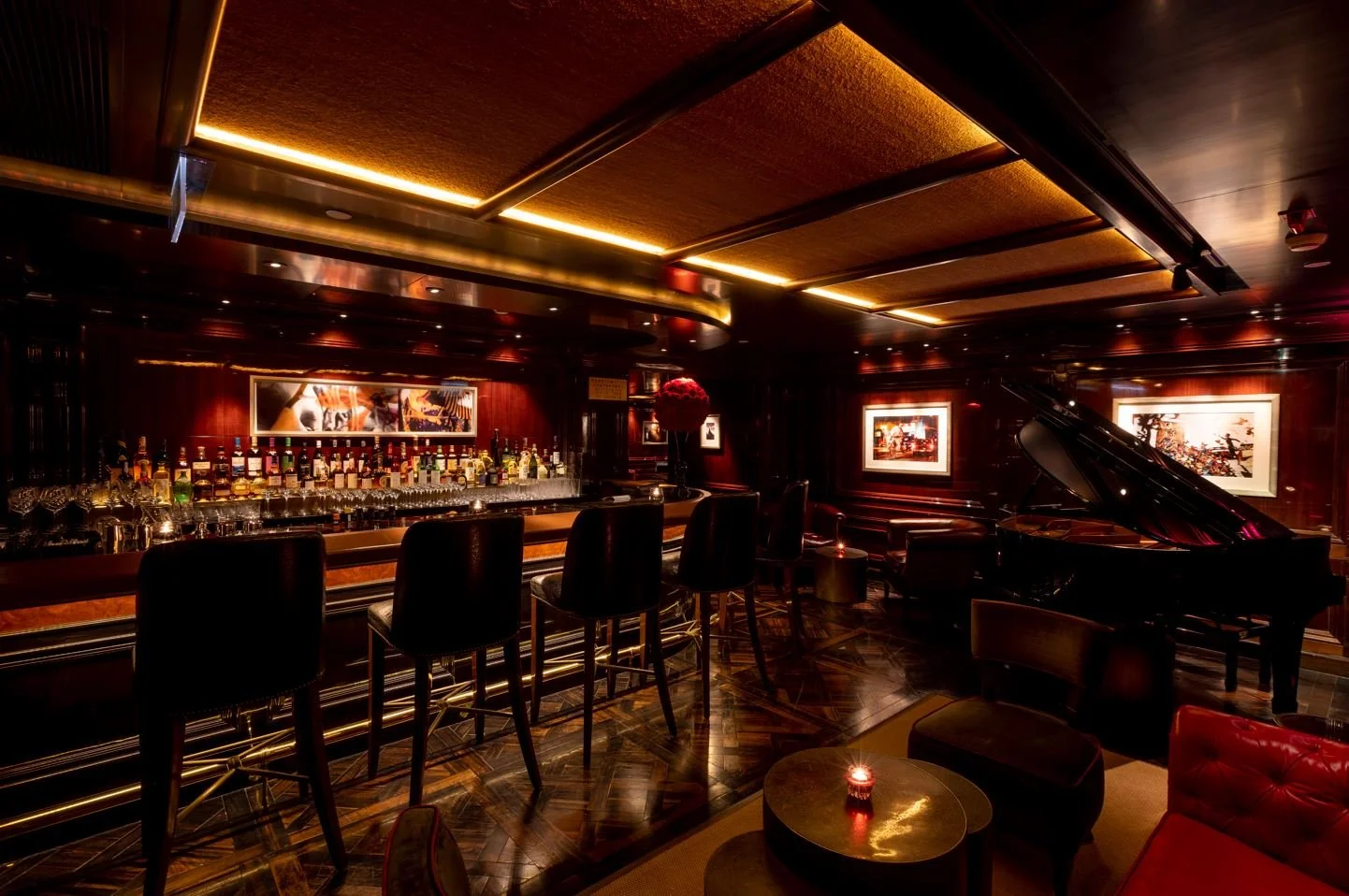 The Peninsula Hong Kong - The Bar