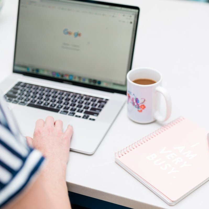 Should You Get an Art Licensing Agent? Surface Pattern Biz FAQ Series