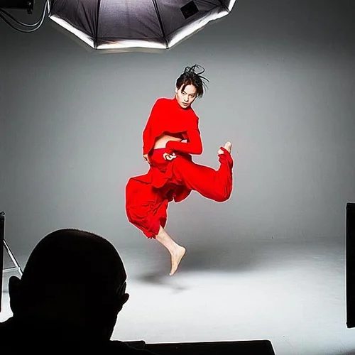 Behind the scenes on a Shiseido beauty shoot in London, photographed by Sam Faulkner