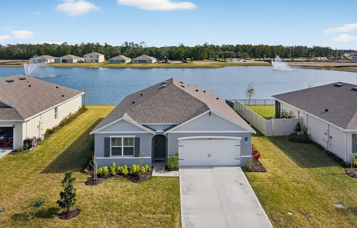 ✨NEW LISTING ALERT 🚨🏡✨
Ormond Beach | Fountain View
Welcome home&mdash;you&rsquo;ve found the one. This move-in-ready smart home blends modern comfort with relaxed coastal living and is priced to move.

📍 Fountain View | Ormond Beach
💰 $372,000
?