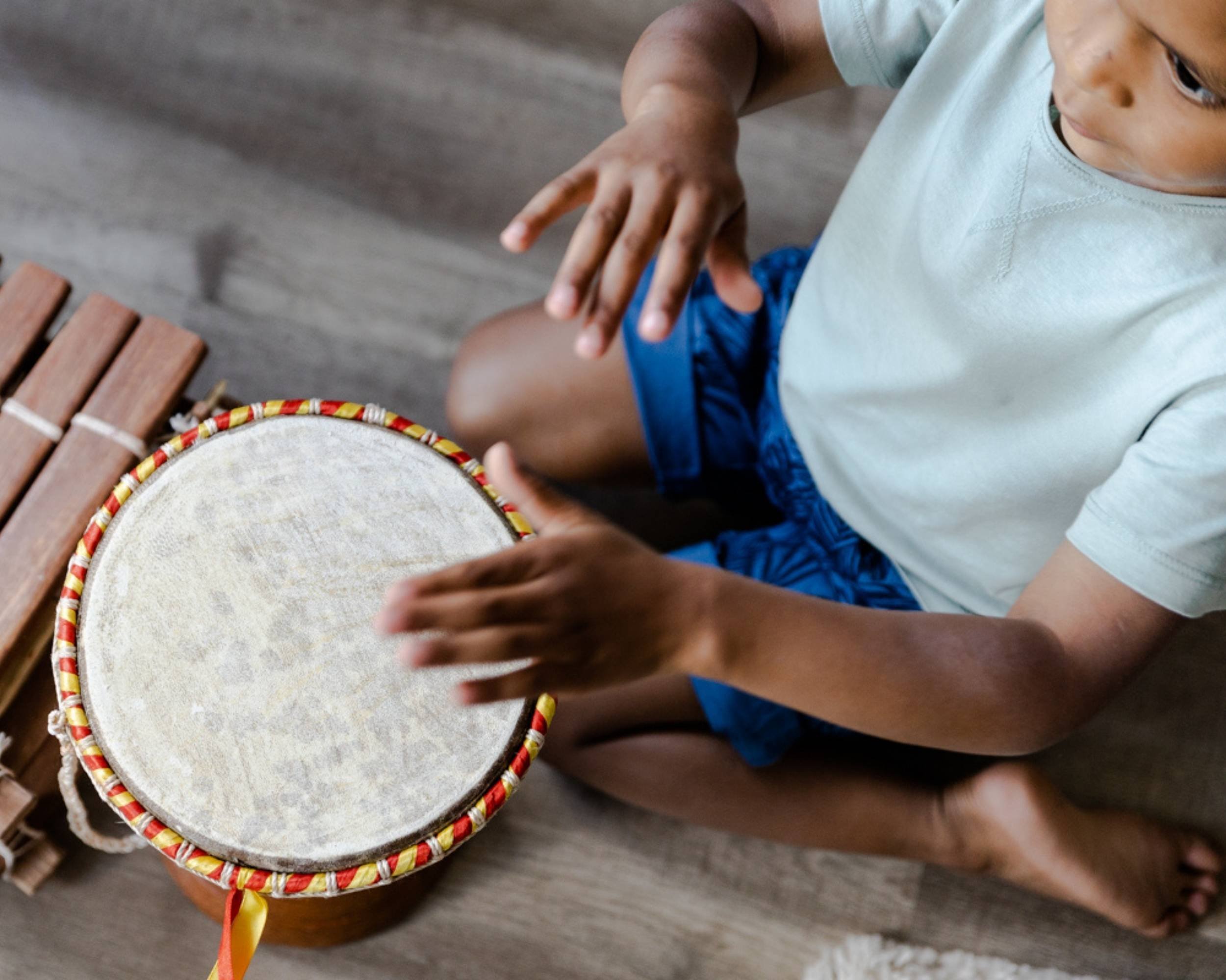 Pourquoi offrir des instruments de musique aux enfants ?