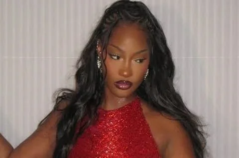 International Singing Sensation          Tems Makes History 