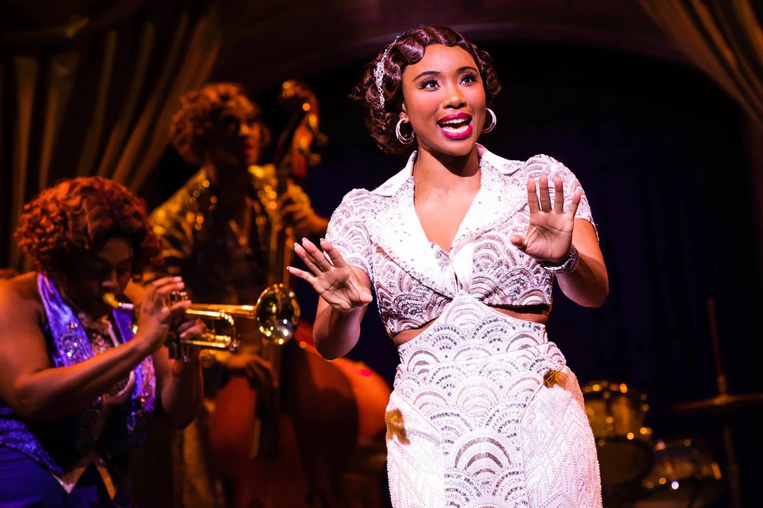 From Bollywood To Broadway: 'S Cultural Mashup - ivdhmgn