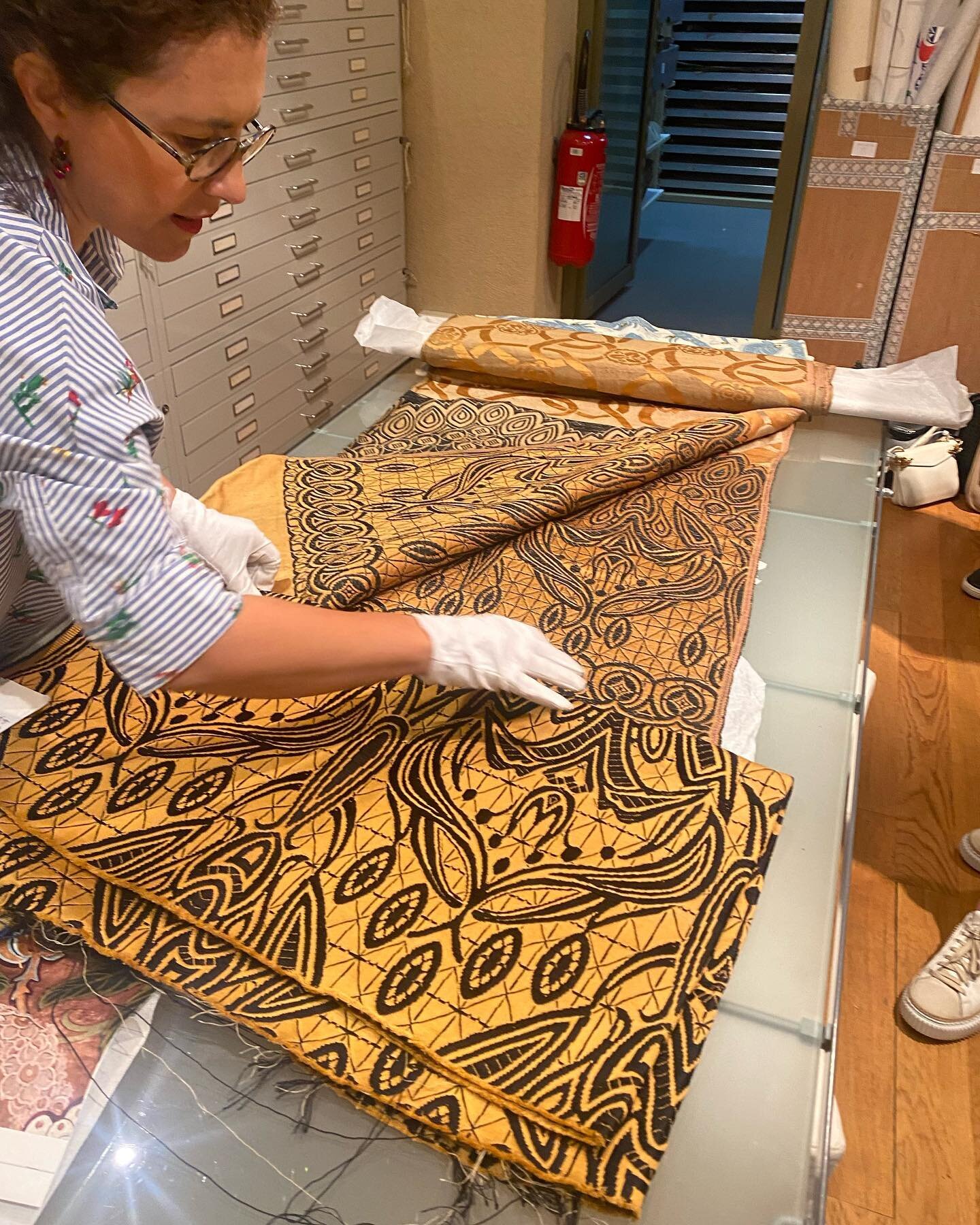 Had the amazing opportunity to visit the Pierre Frey archives this summer in Paris! Still family owned, the house of Pierre Frey has been creating and weaving their iconic fabrics for generations.
With over 80,000 samples, the Pierre Frey fabric arch