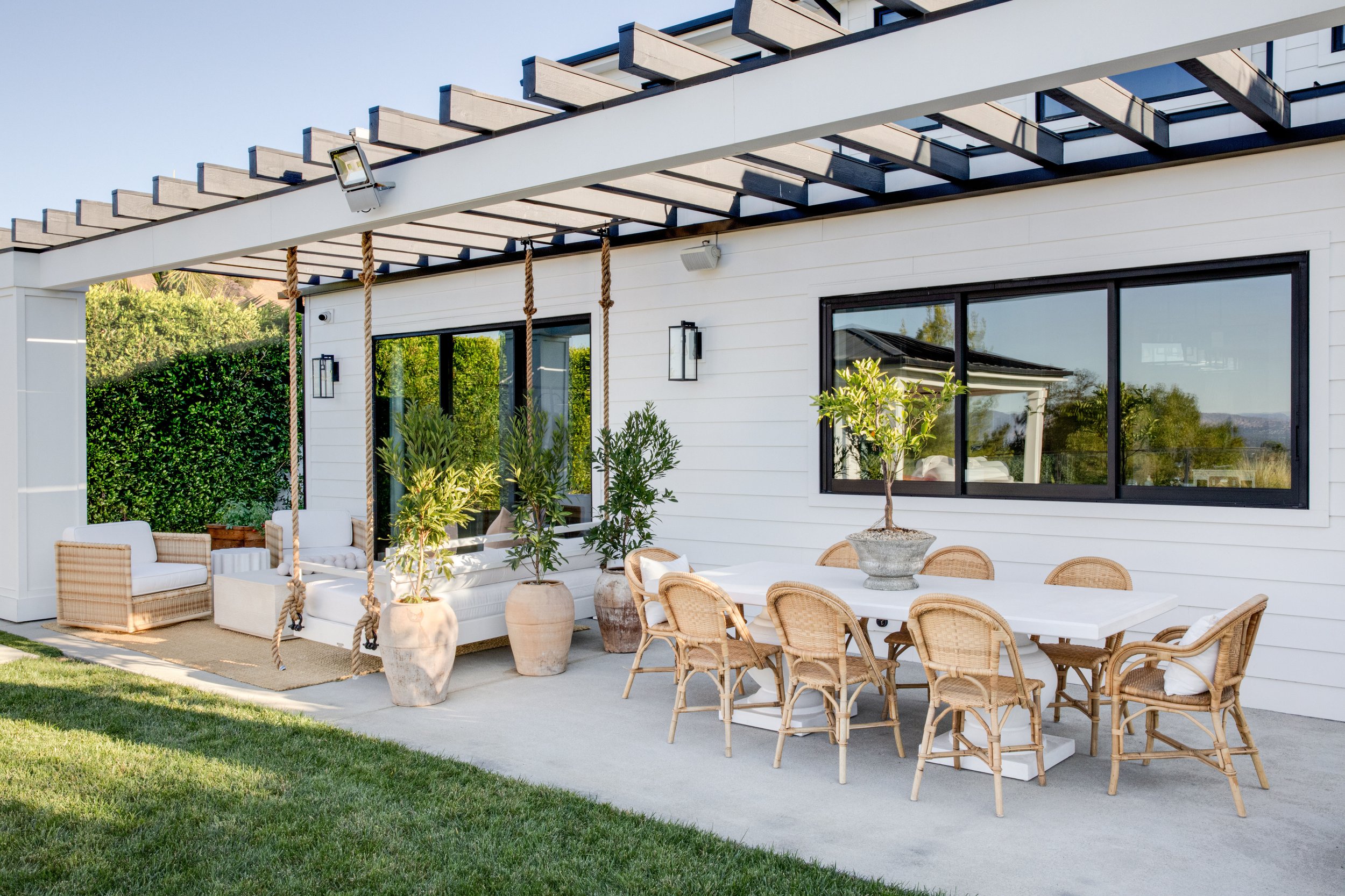 Green Meadow Dr — Jess Diab Studio