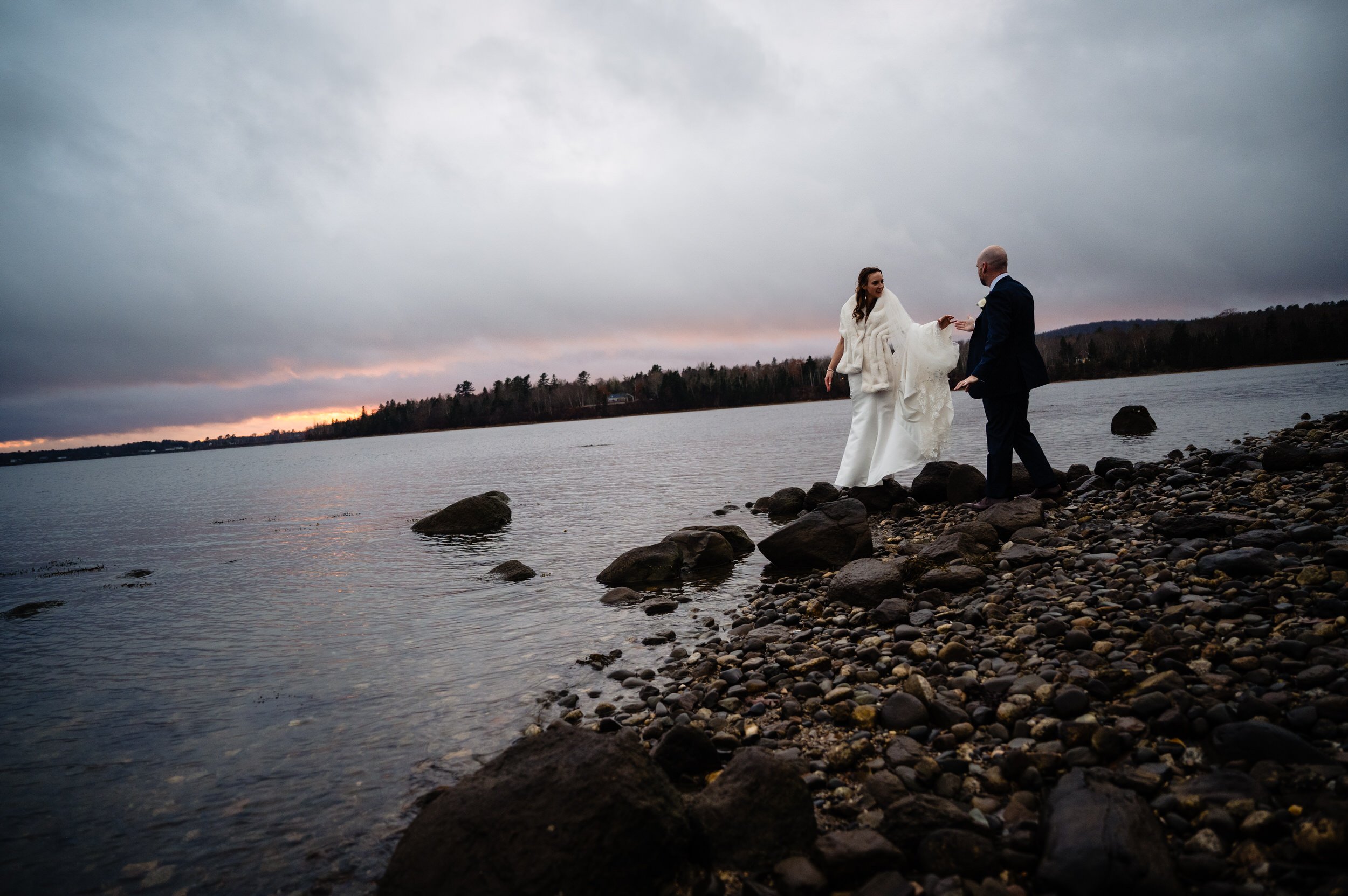 Fall-Wedding-at-Frenchs-Point-Maine-0023.JPG