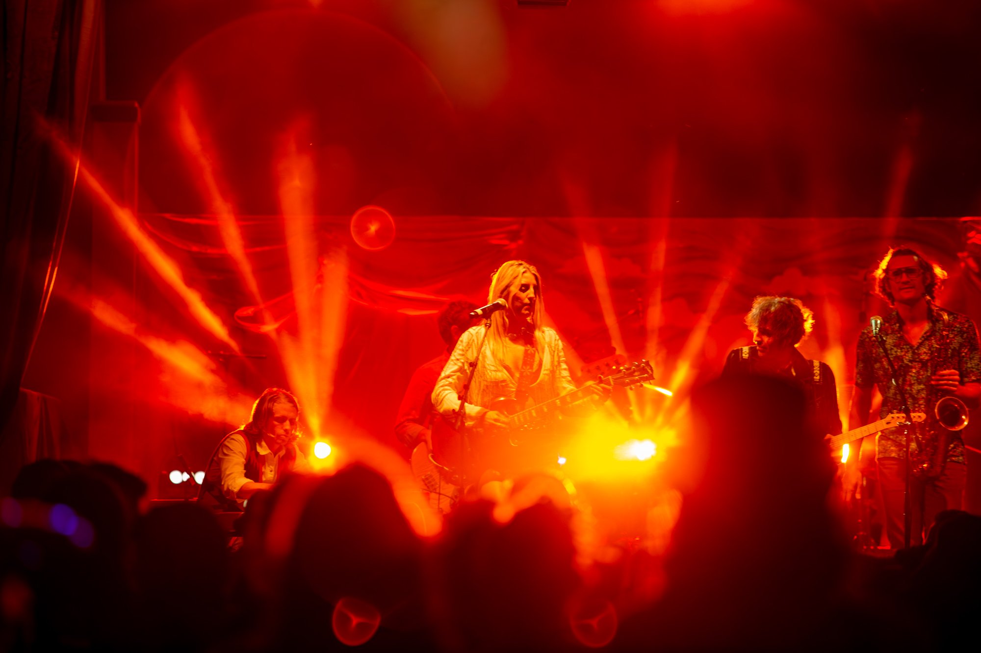 Capturing the Magic from the dancefloor: Lightning in a Bottle