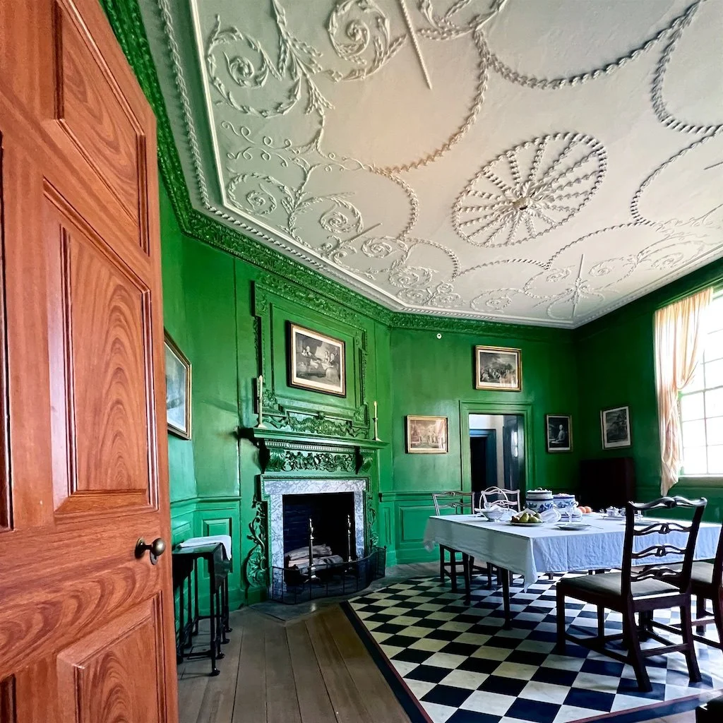 Dining Room Ceiling: In 1775, Washington hired an expert plasterer for the ceiling and mantle detail, identified simply as the "Stucco Man," who came from working on Kenmore in Fredericksburg, Virginia. It took five months to complete the hand-tooled