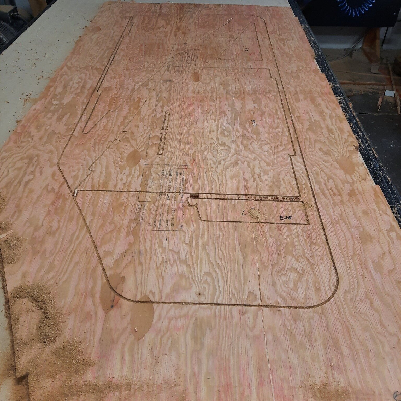 This plywood has a strange pinkish color because it is fire rated &frac34;&rdquo; ACX plywood. We are cutting it for @awscustomdesignsninja who is creating a warped wall for a ninja gym. Safety first! 😁

#faq #firerated #plywood #cnc #cncrouter #cnc
