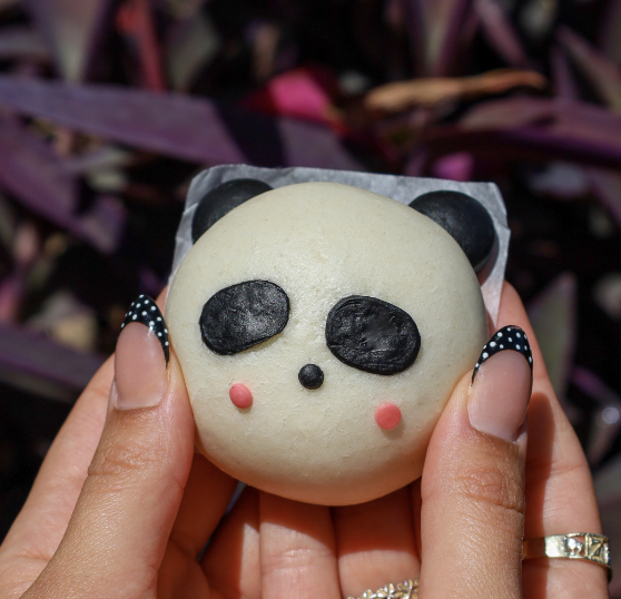 PANDA BUN IS BACK!