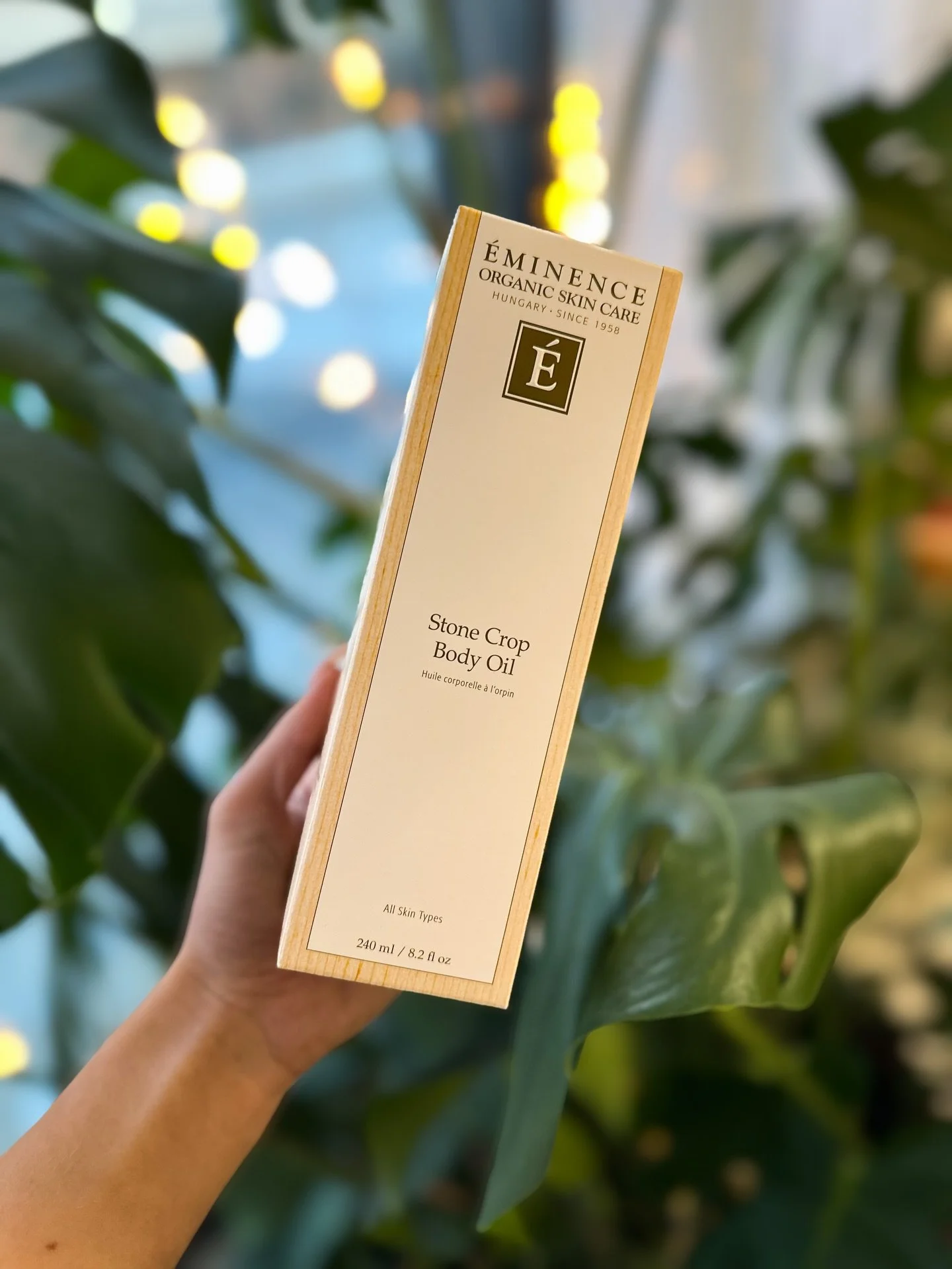 Product of the Week
🌱Stone Crop Body Oil🌱
Hydration season is here, and this is the one we&rsquo;re all reaching for. The Stone Crop Body Oil from Eminence absorbs beautifully into the skin, delivering deep moisture without feeling greasy, while th
