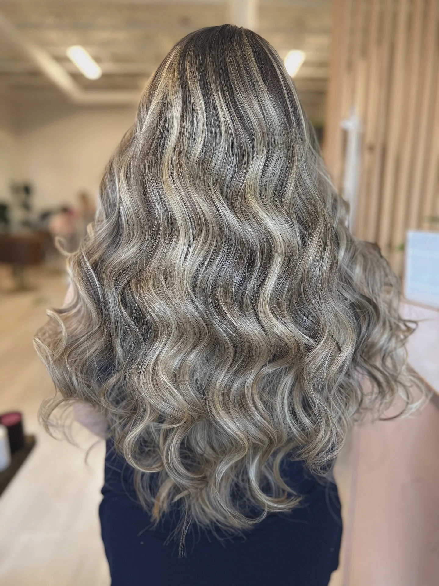 Dreaming of warmer weather &amp; blonding sessions ✨

#leducsalon #yegsalon #yeghairstylist #surface #designme
