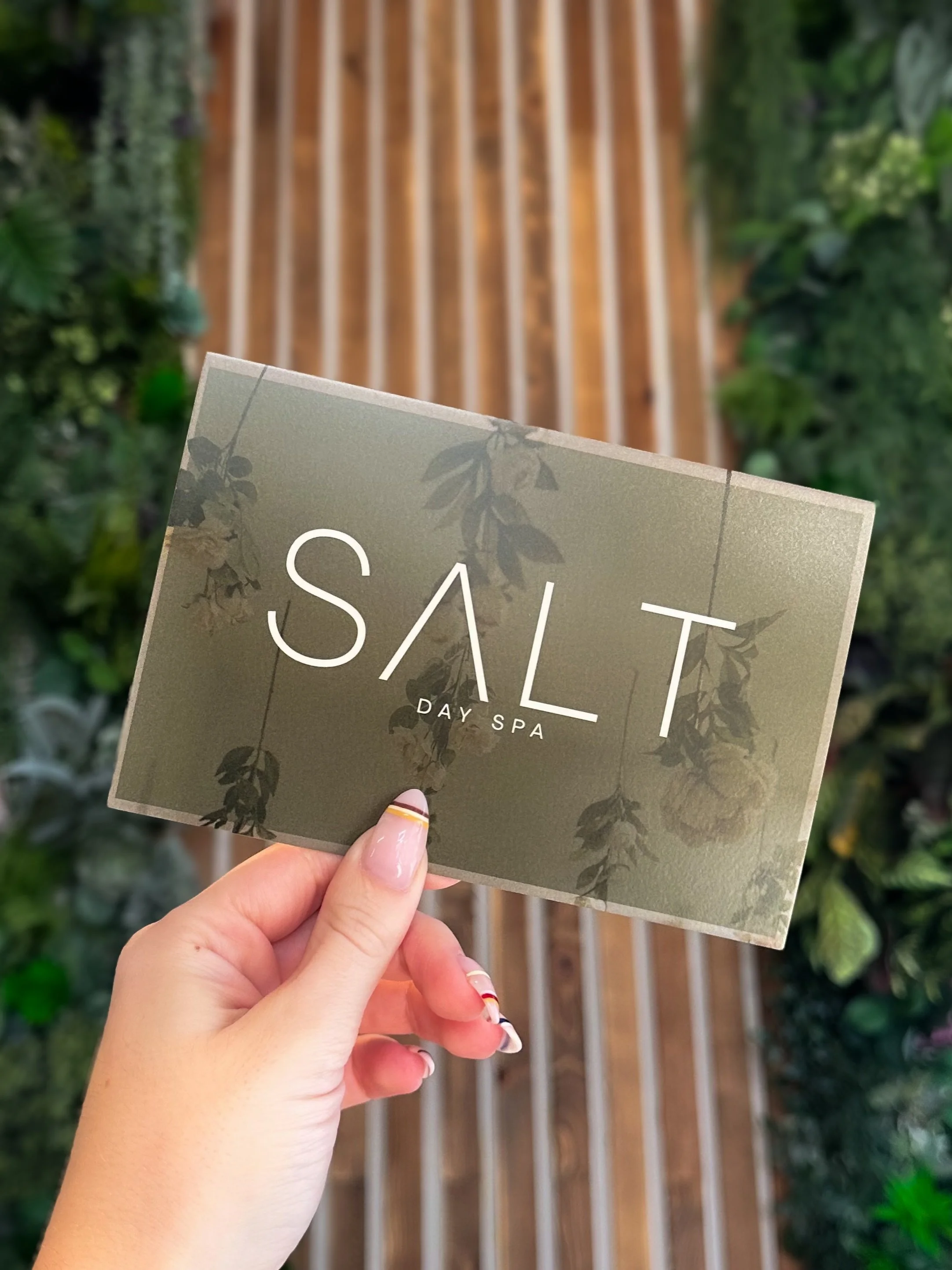 Still looking for the perfect Mother&rsquo;s Day gift? 
Let us help you! 
We&rsquo;re open tomorrow 9&ndash;5 
Come grab a Heavenly Half Day Spa gift card for your favourite person. 

Trust us, she&rsquo;ll thank you. 🌸

#mothersday #leduc #yegspa