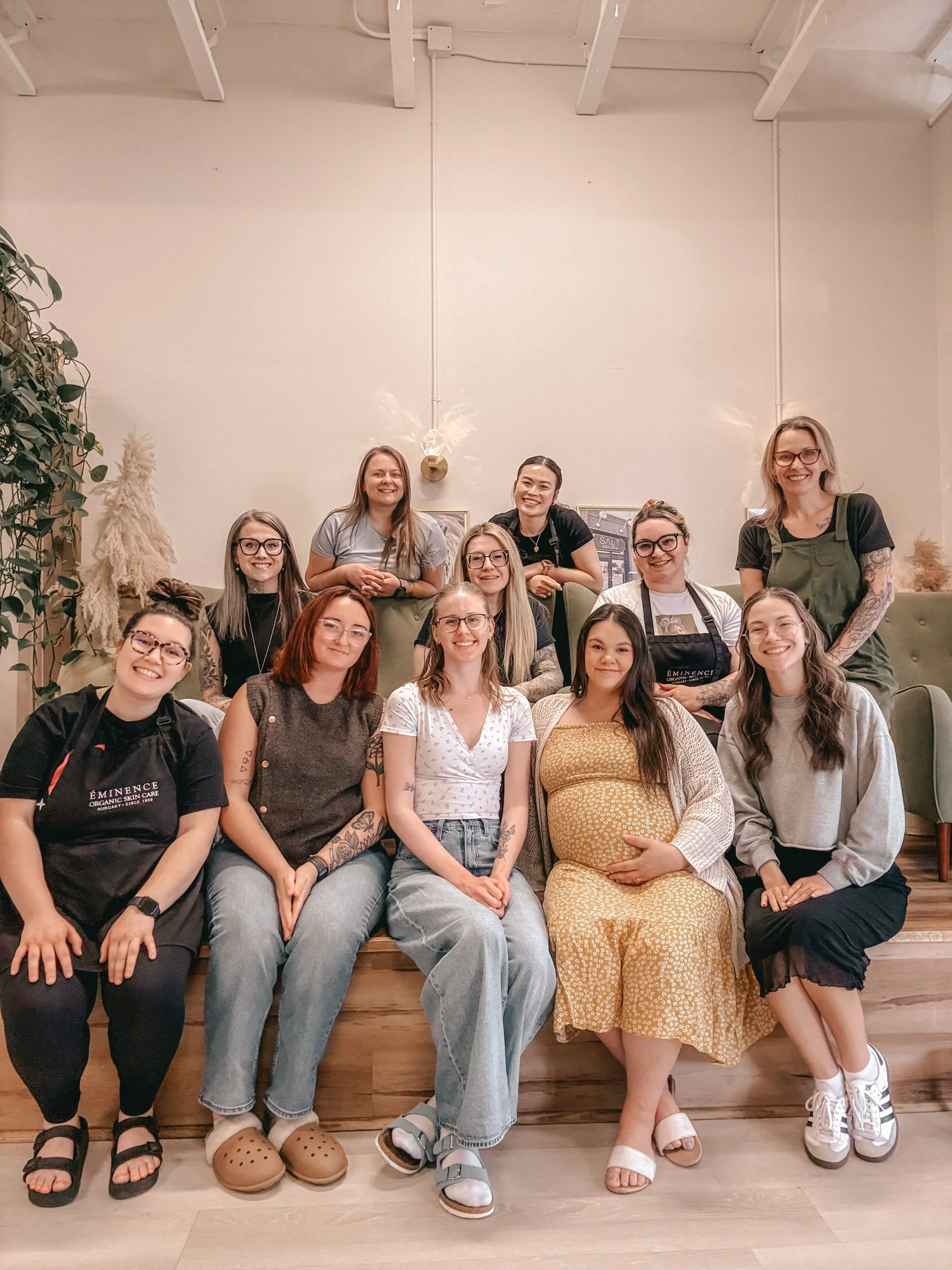Happy Mother&rsquo;s Day to all the incredible mamas we get to love on! 🤍🌸
Being your safe space to rest, recharge, and be pampered is truly our honour.

A special congratulations to our girl @busyb.esthetics for welcoming her baby girl into the wo