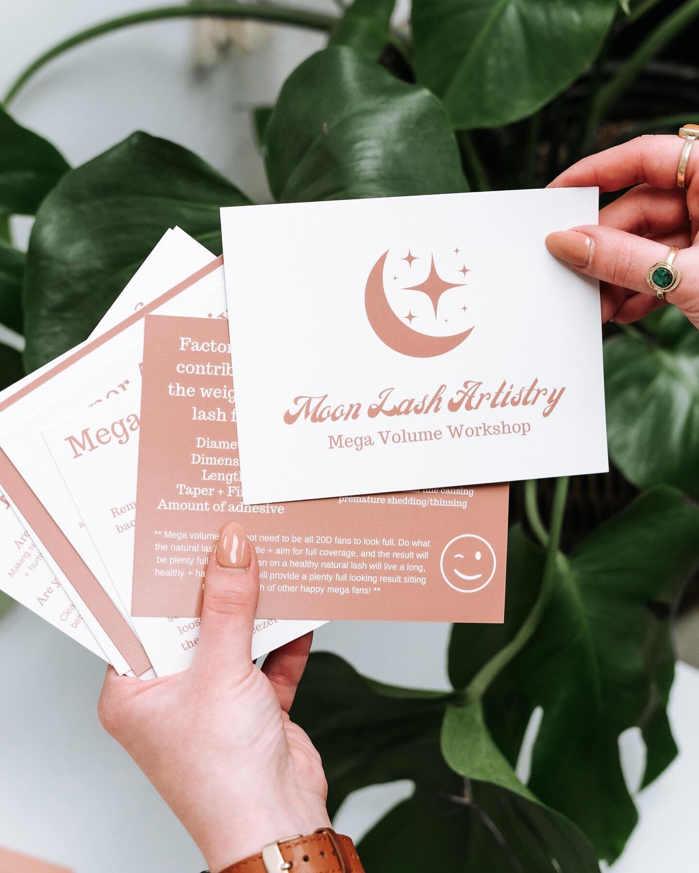 Only a couple of custom training dates left through the rest of the year!

Head to moonlashartistry.com to inquire about training opportunities for the rest of 2022 and going into 2023! 🌙

.

.

.

#kalispelllashtraining #montanalashtraining #kalisp