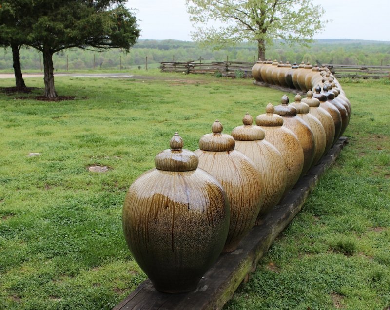 daniel-johnston-jars-exhibition-contemporary-ceramic-art-cfile.jpg