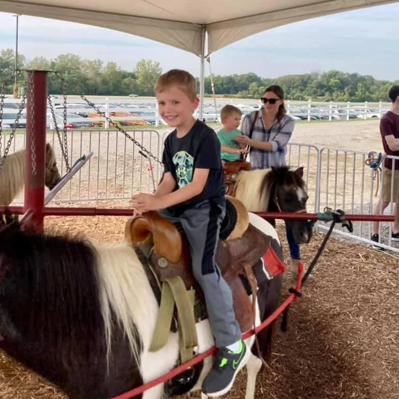 Things to do in St. Louis with kids Eckerts Farms