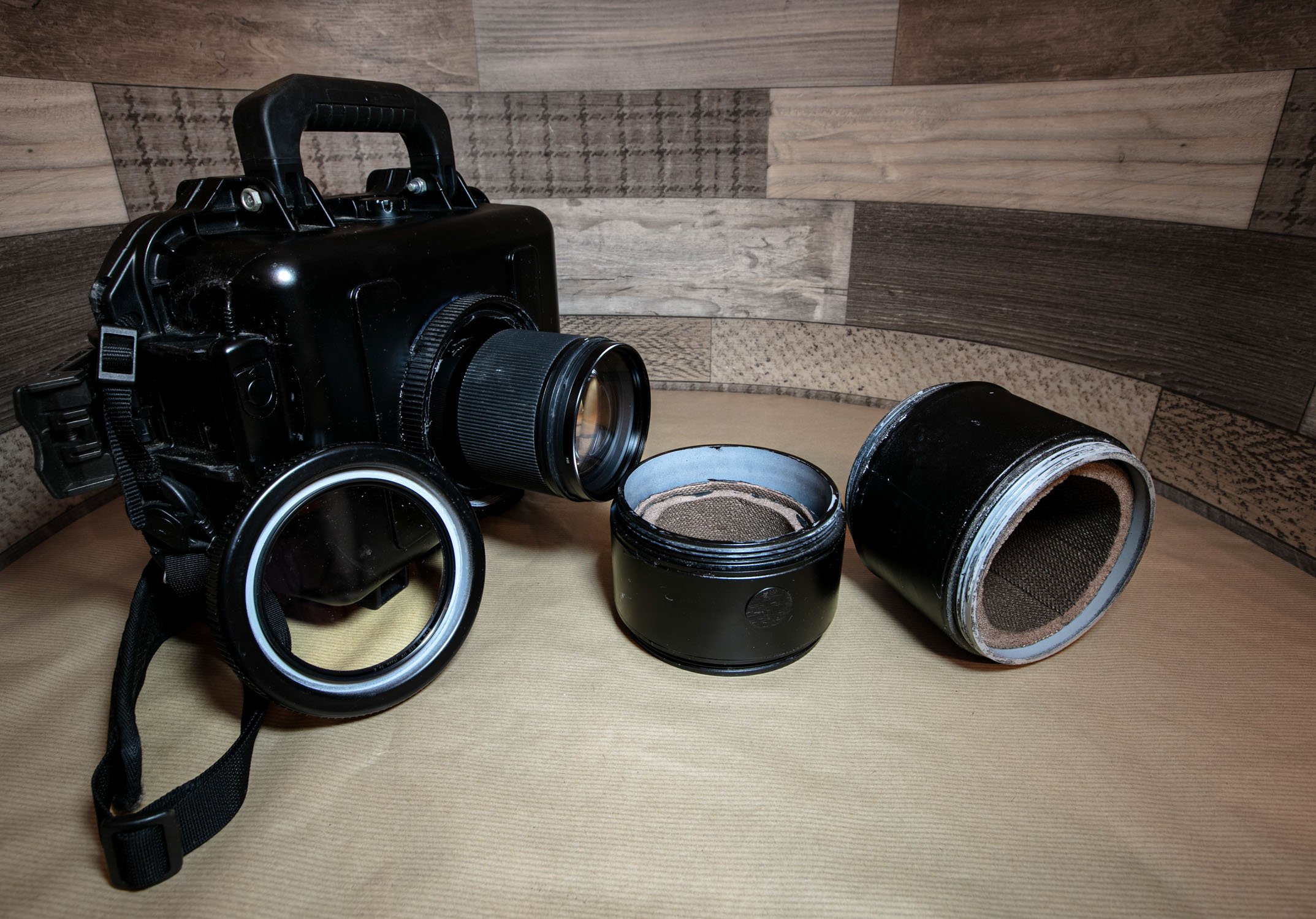 Fabrication d’un caisson étanche et / ou insonorisé — didier pouzol