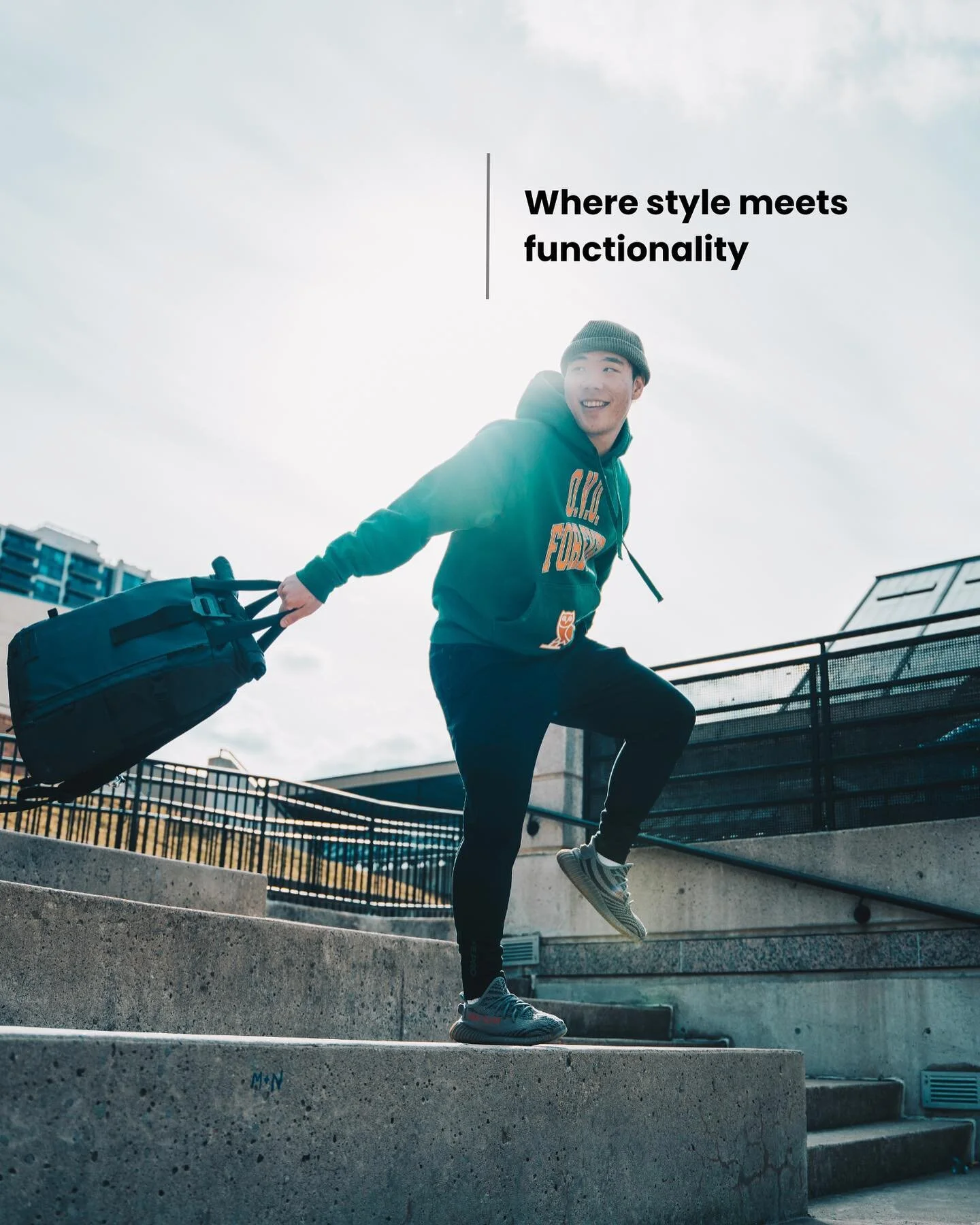 Did something fun and cool with @ryannjosey for a spec ad ➡️ @wandrd - (we love your bags, wouldn’t mind if y’all sent us some 😮‍💨)
.
.
.
.
#wandrd #cameragear #sonyalpha #torontophotographer #toronto #torontomarketing #travelbackp
