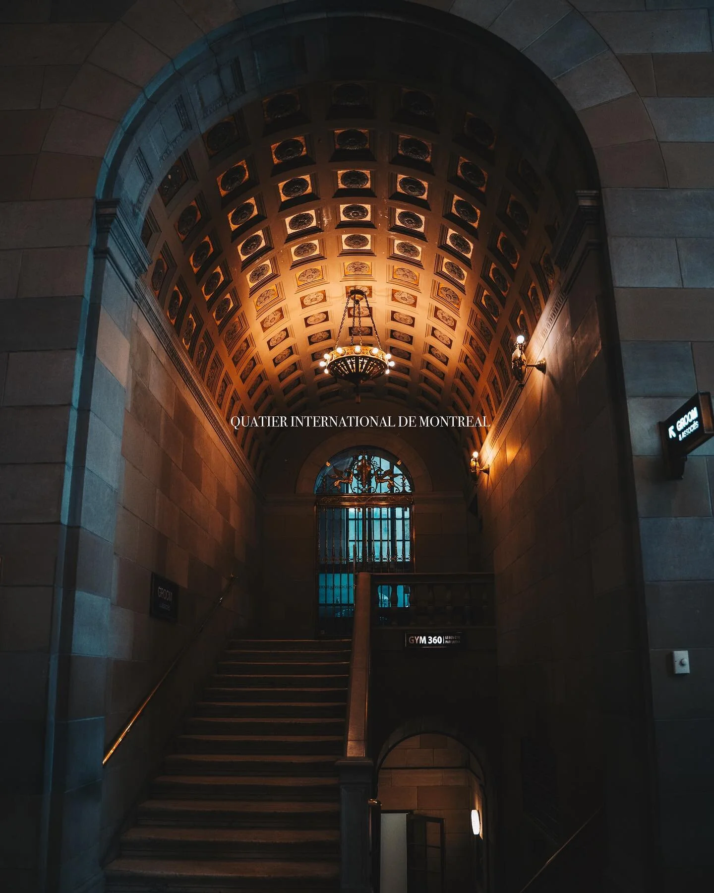 A weekend in Montreal | Swipe through some of my highlights visiting around the European looking city with its gems. I’ve added the locations in the photos themselves, so make sure to save this post for the next time you visit @montreal