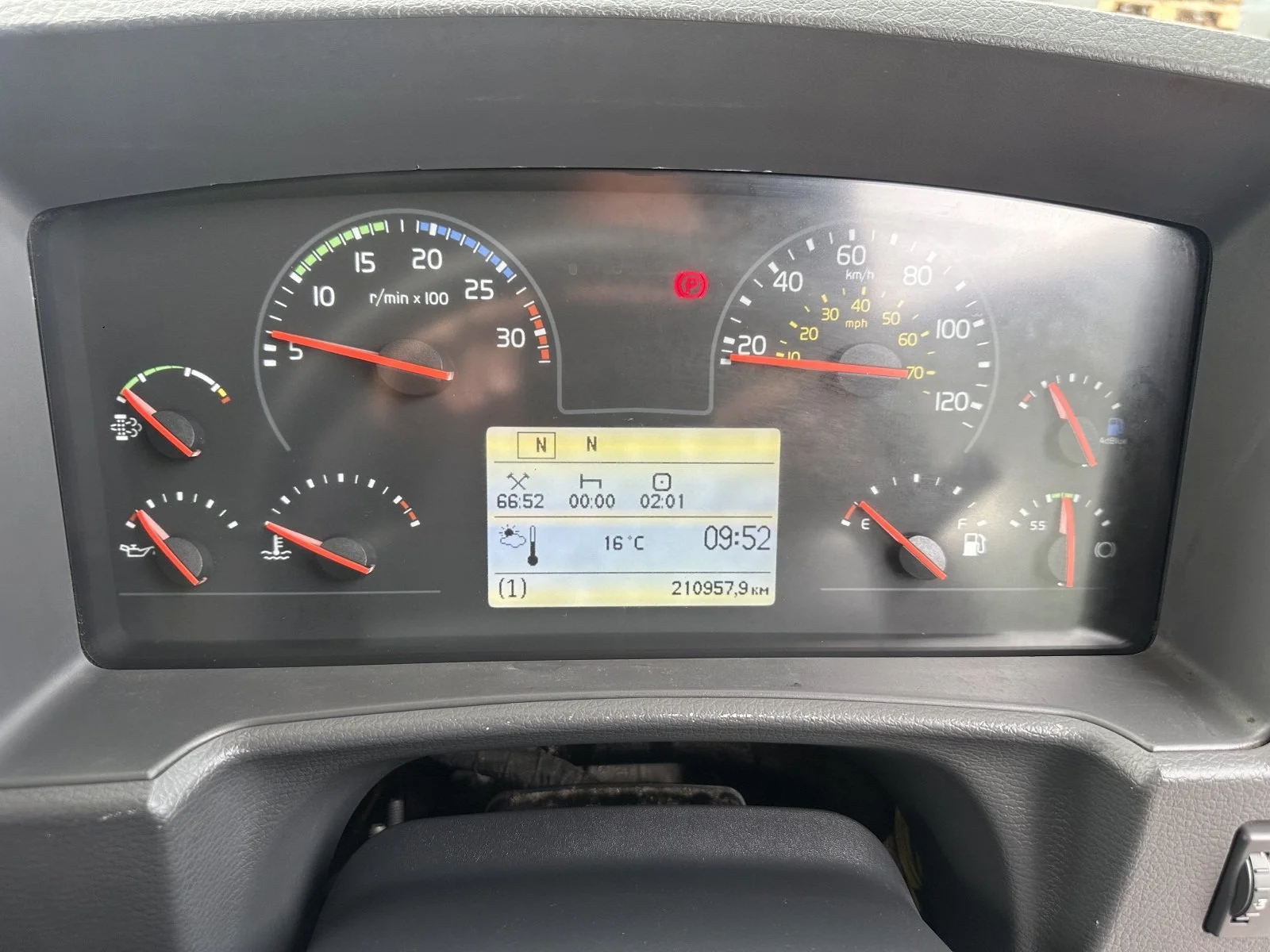 PLEASE SCROLL LEFT - RIGHT ON IMAGES