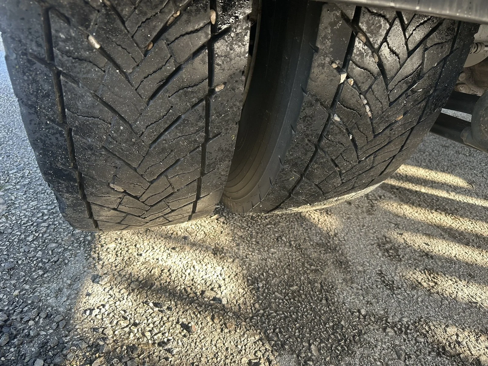 PLEASE SCROLL LEFT - RIGHT ON IMAGES