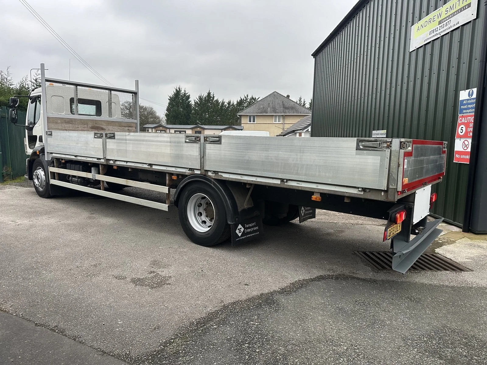 PLEASE SCROLL LEFT - RIGHT ON IMAGES