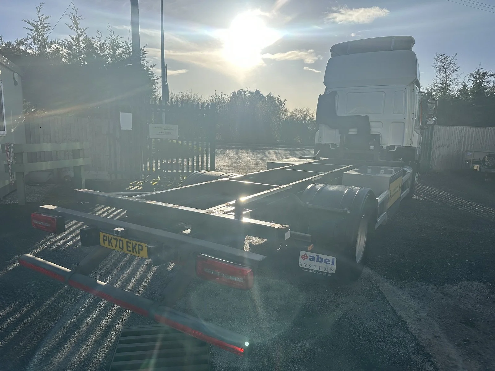 PLEASE SCROLL LEFT - RIGHT ON IMAGES