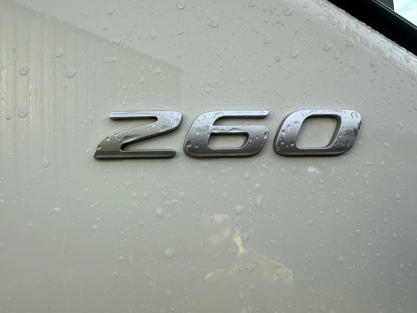 PLEASE SCROLL LEFT - RIGHT ON IMAGES