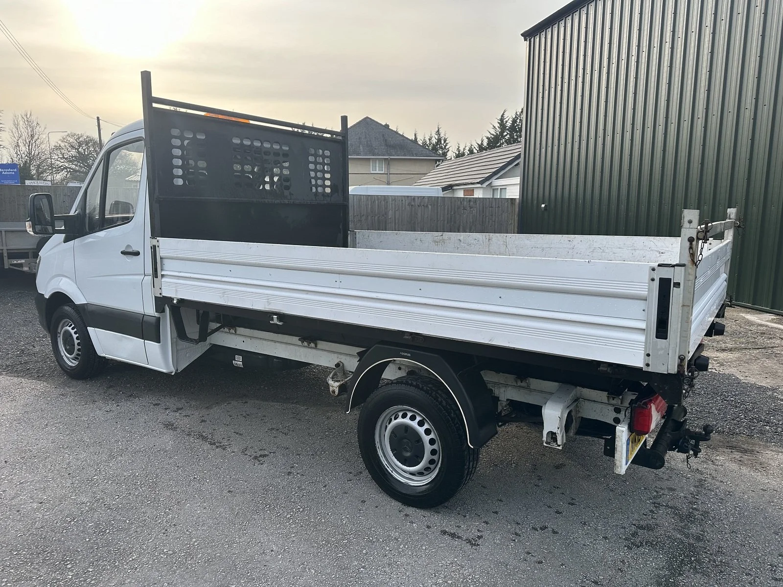 PLEASE SCROLL LEFT - RIGHT ON IMAGES