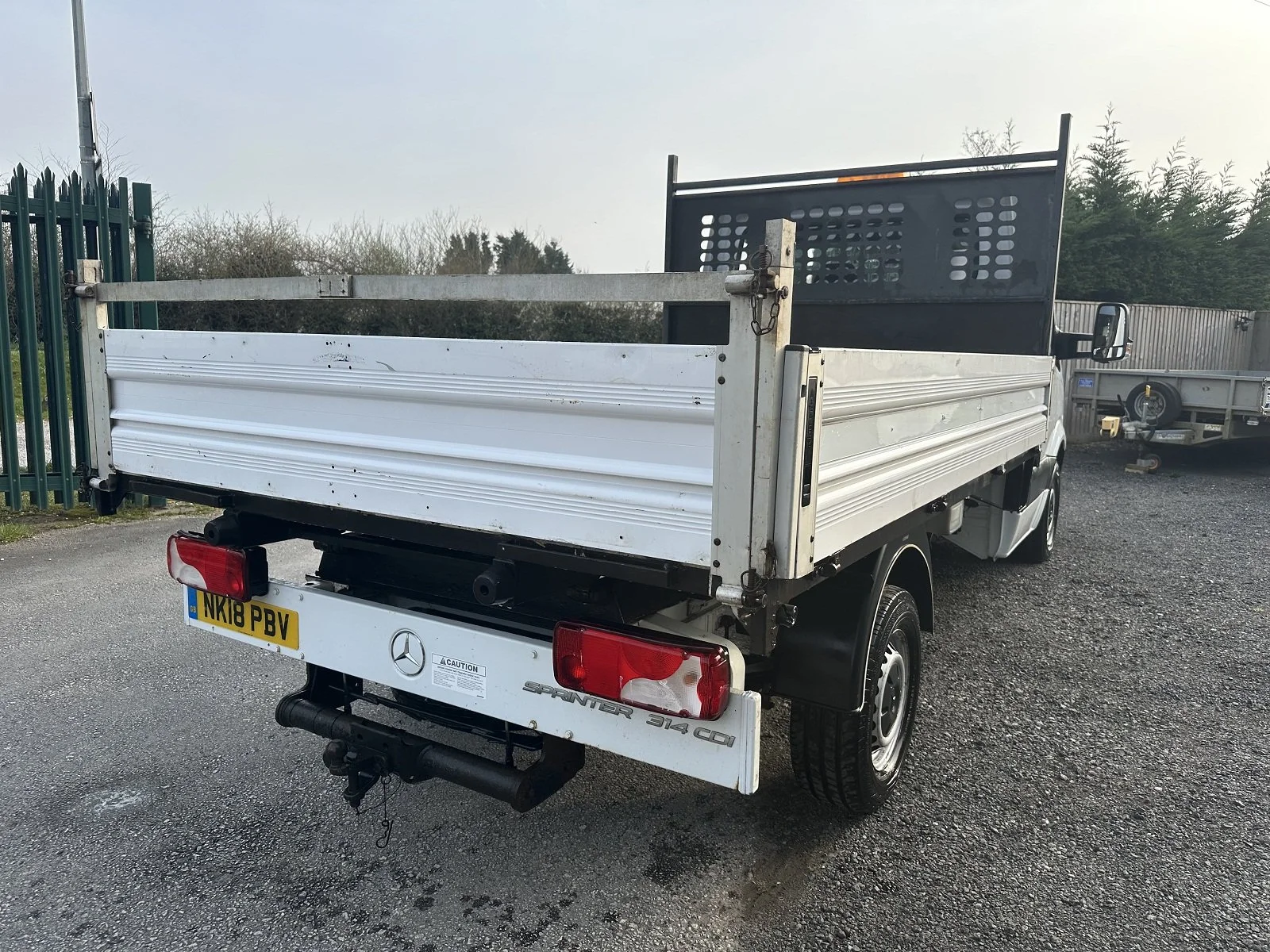 PLEASE SCROLL LEFT - RIGHT ON IMAGES