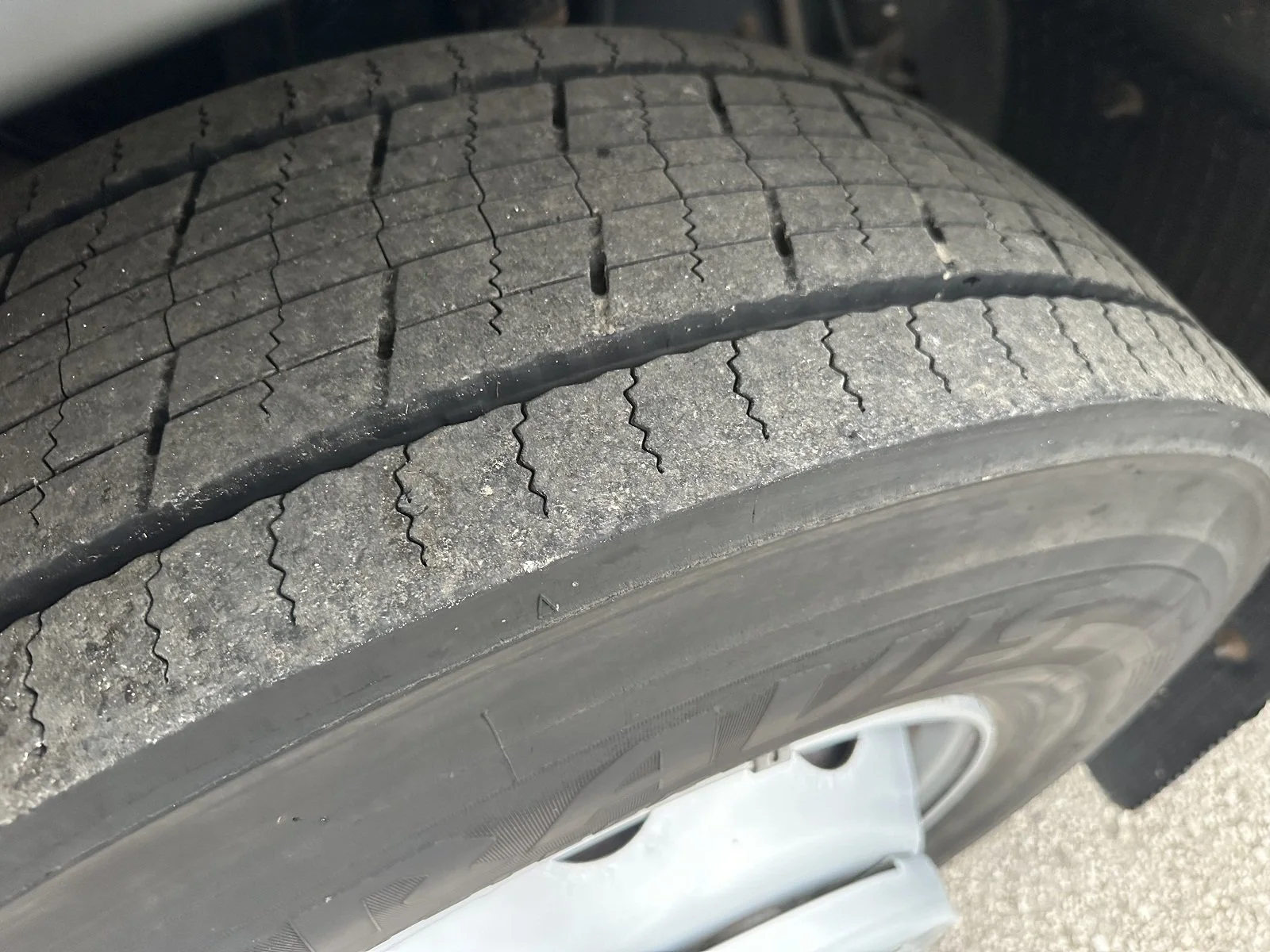 PLEASE SCROLL LEFT - RIGHT ON IMAGES